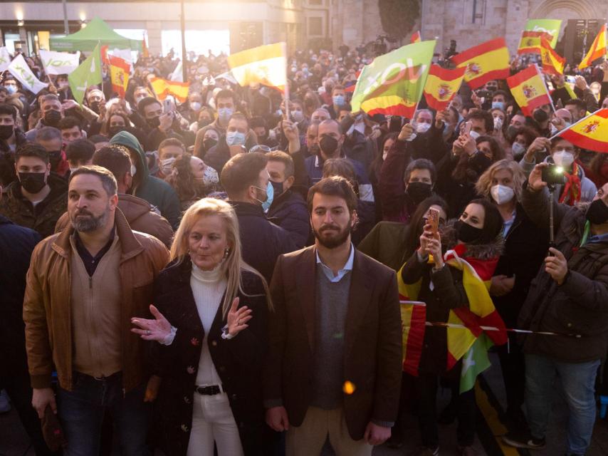 El presidente de Vox, Santiago Abascal, y el vicepresidente de la Junta, Juan García-Gallardo, en una manifestación en Zamora en el mes de febrero.