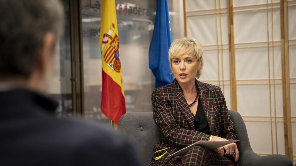 Carme Artigas durante la entrevista con MagasIN.