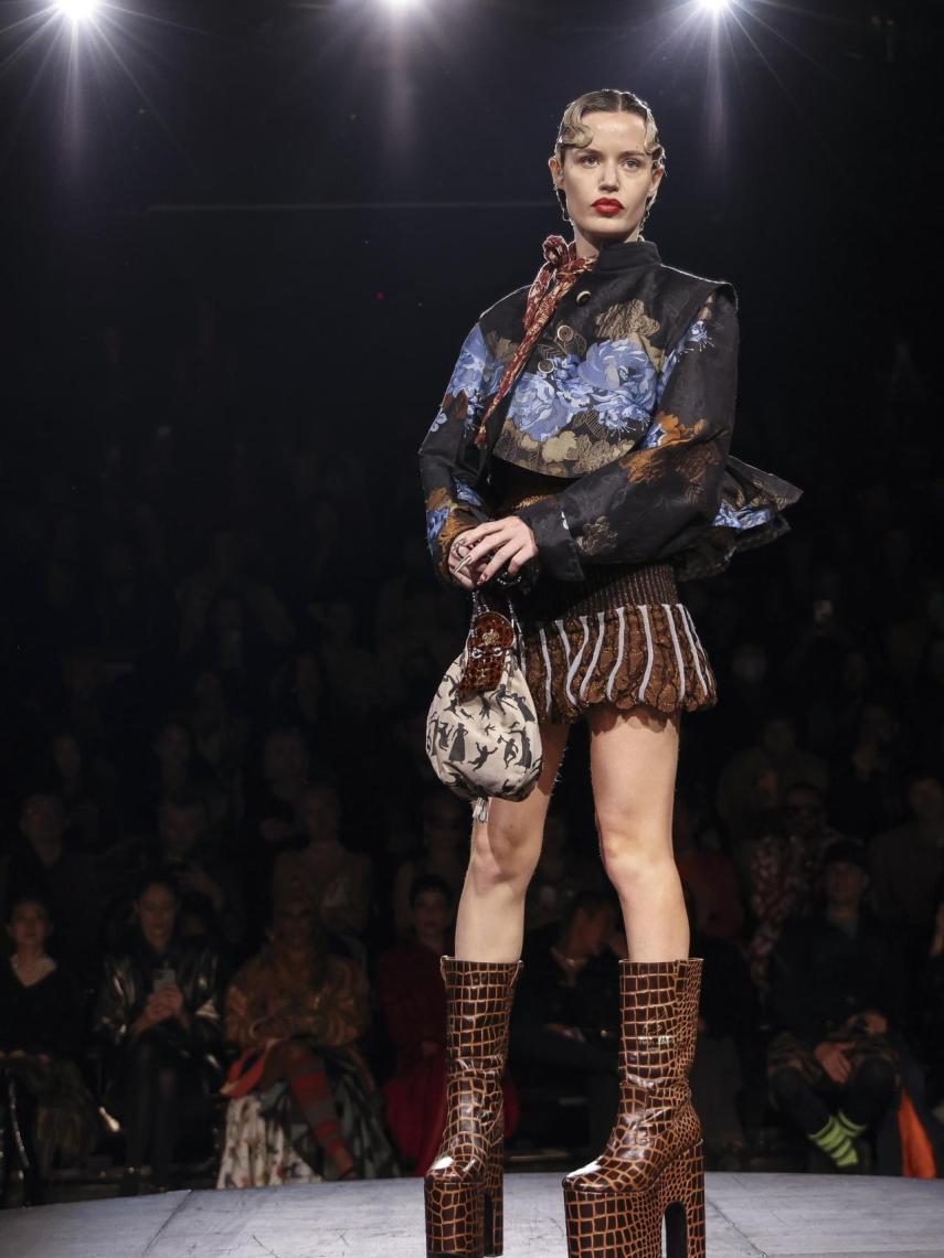 Desfile primavera/verano 2023 de Vivienne Westwood.