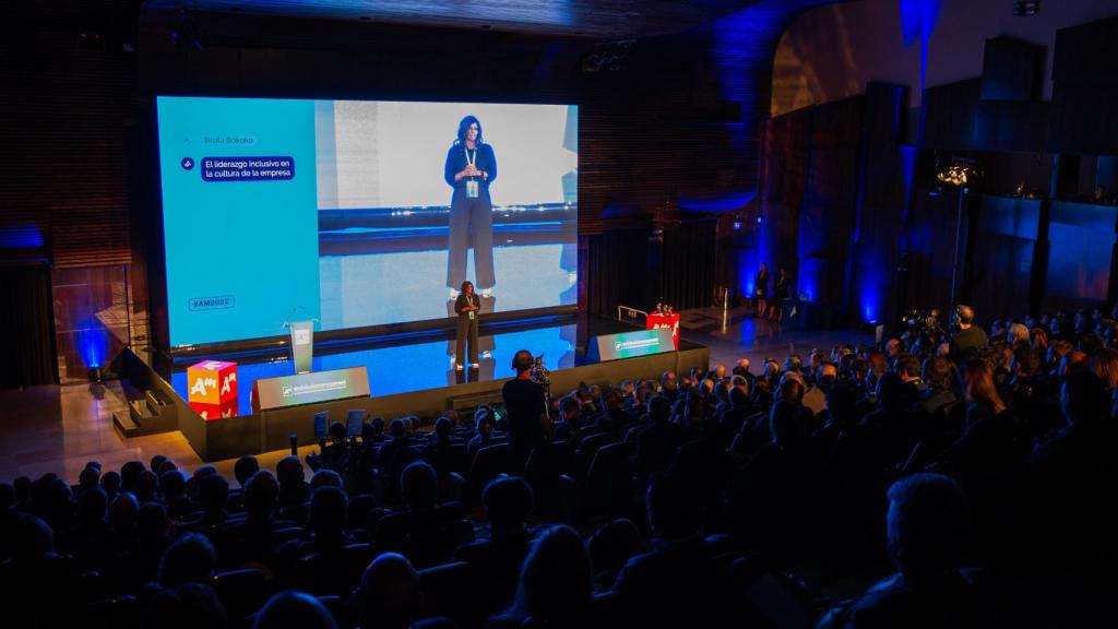 La conferencia de Bisila Bokoko en Andalucía Management.