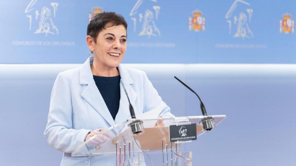 La portavoz de EH BIldu, Mertxe Aizpurua, este martes en la sala de prensa del Congreso de los Diputados.