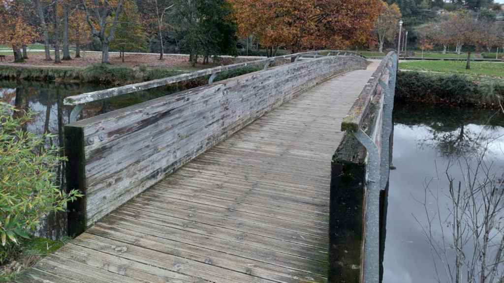 El Concello de Pontevedra reparará uno de los puentes de la Isla de las Esculturas