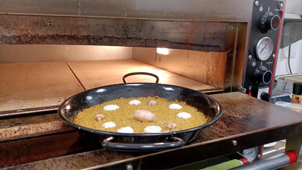 Arroz a banda en Rice & Bones