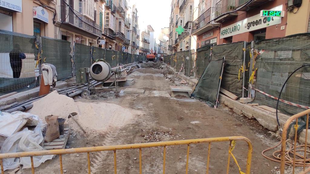 La calle Carretería en obras.