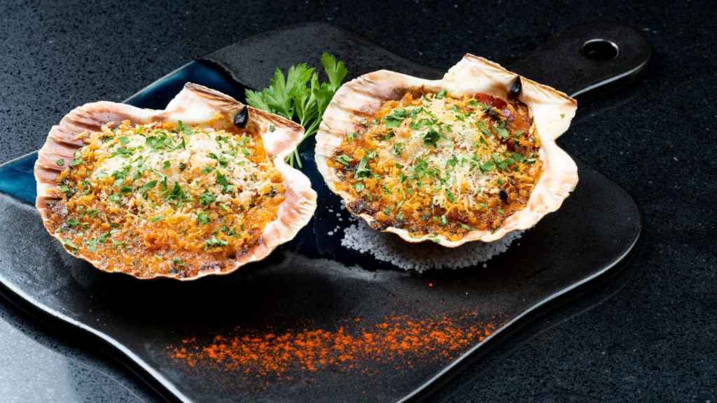 Vieiras al estilo Vigo.