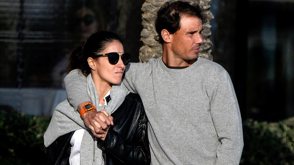 Rafa Nadal y Xisca Perelló paseando por las calles de Palma de Mallorca, en febrero de 2020.