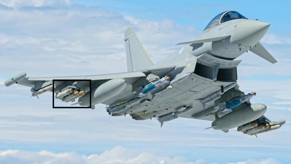 Misiles Brimstone instalados en un Eurofighter