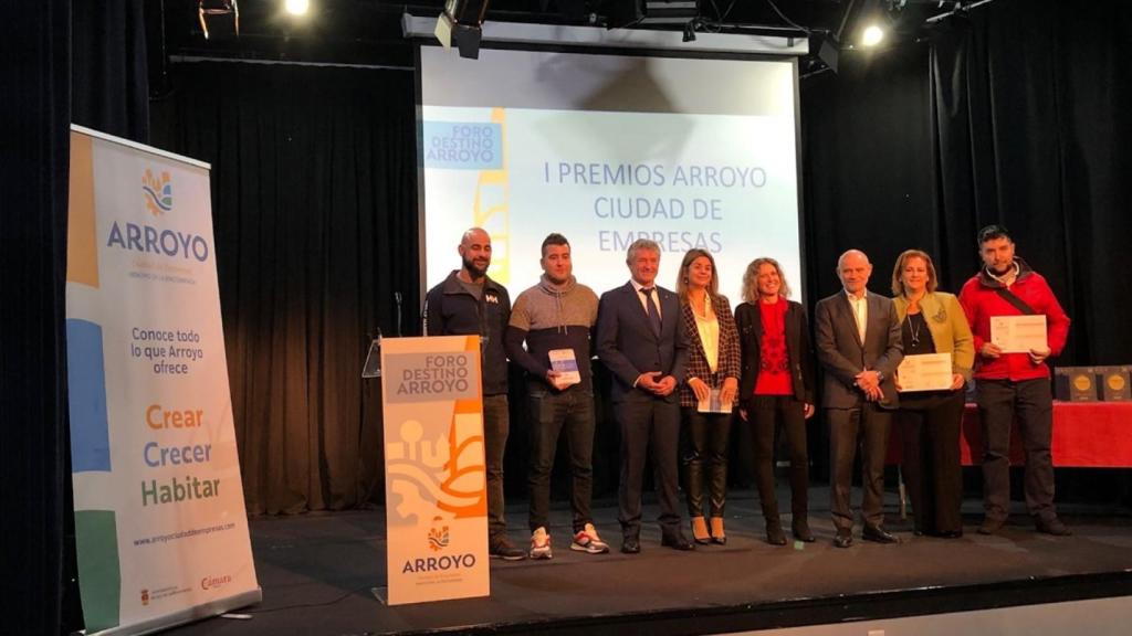 Éxito en el 'Foro Destino Arroyo' con la presencia de más de 50 empresas