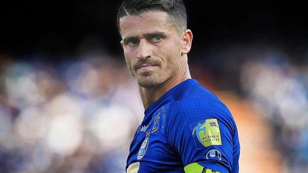 Voria Ghafuri durante un partido