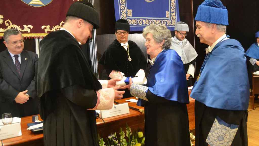 Paz Andrade en el acto de investidura el 2 de mayo de 2018 en el campus de Pontevedra.
