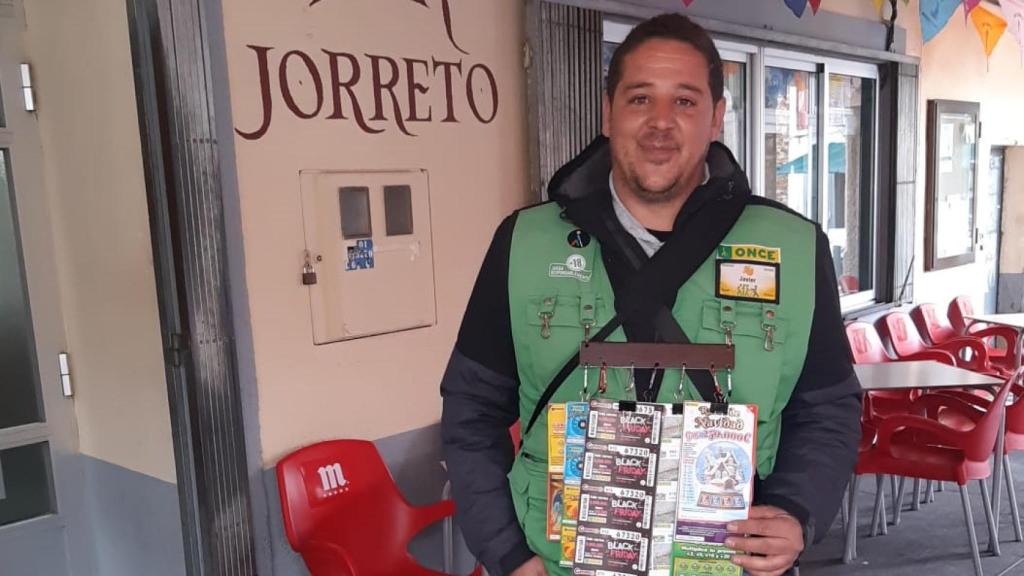 Javier Lanchas, vendedor de La ONCE