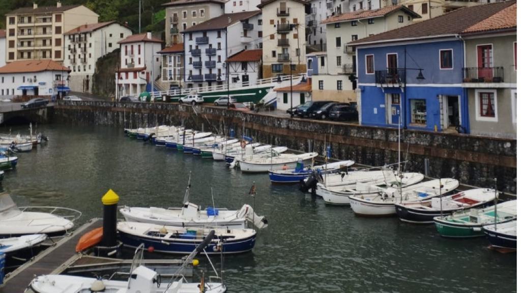 Elantxobe, el pueblo con más solteros que casados: Iker, Jon y los otros 107 vecinos sin pareja