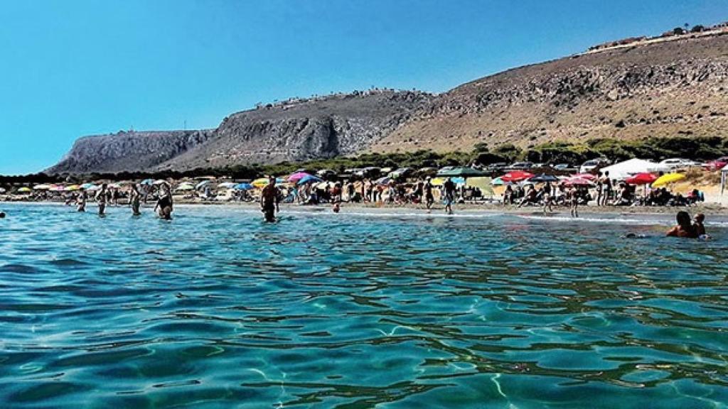 Imagen de una playa de Santa Pola.