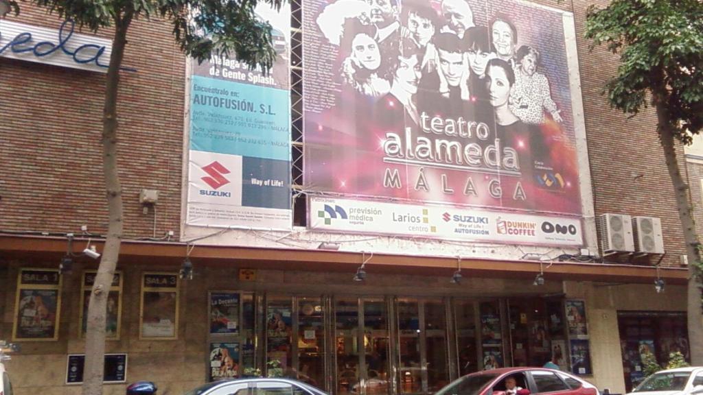 Los más freaks del lugar echan mucho de menos el cine/teatro Alameda.