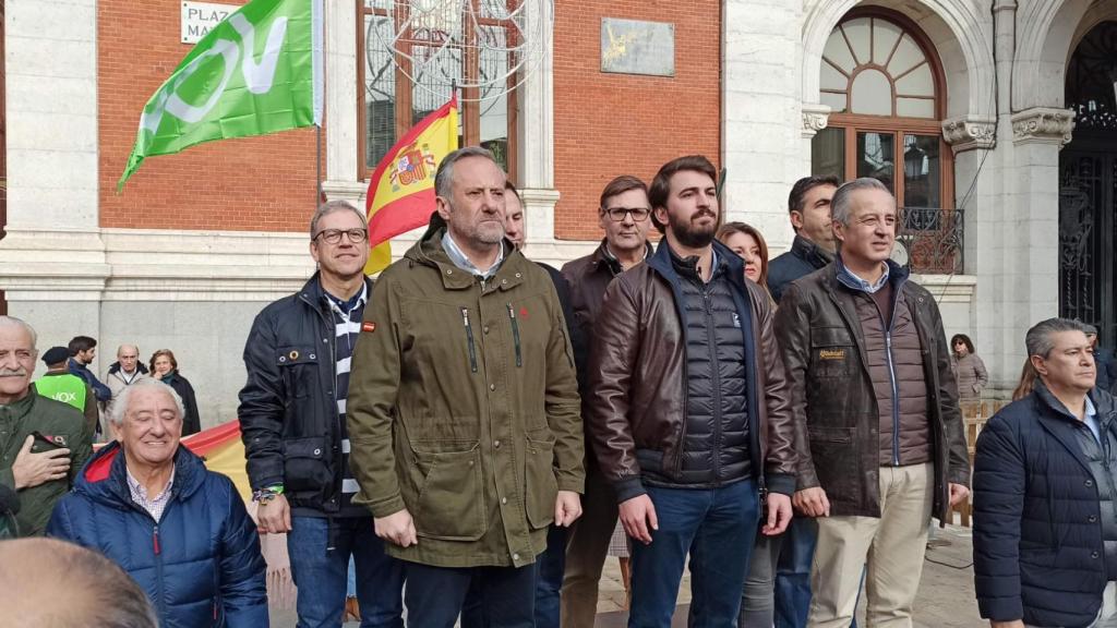 Cierre del acto con la interpretación del himno nacional