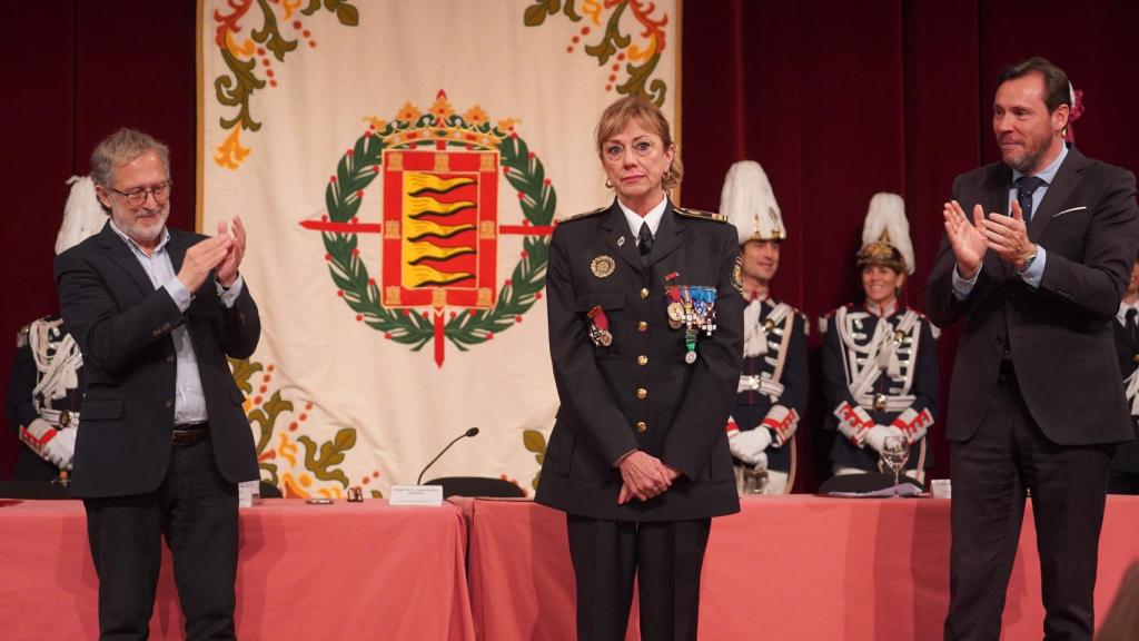 Julia González Calleja, que ostenta el cargo de intendente jefa.