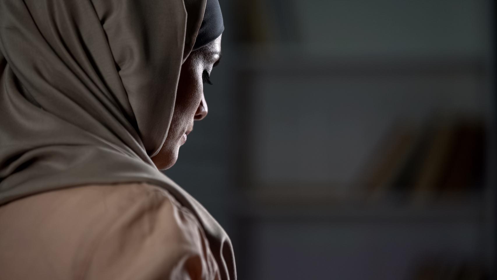 Imagen de archivo mujer con hiyab
