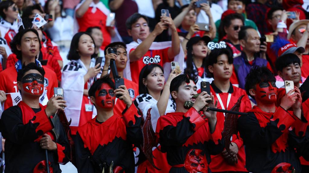 Afición de Corea del Sur durante el Mundial de Qatar