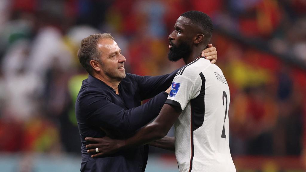 Hansi Flick y Antonio Rüdiger