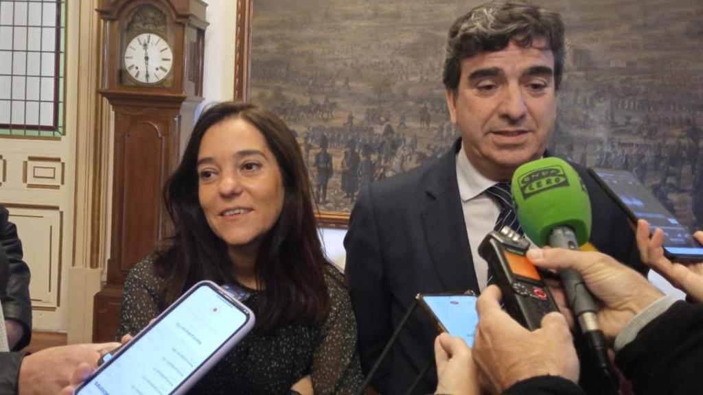 Inés Rey y Martín Fernández Prado tras una reunión en una foto de archivo.