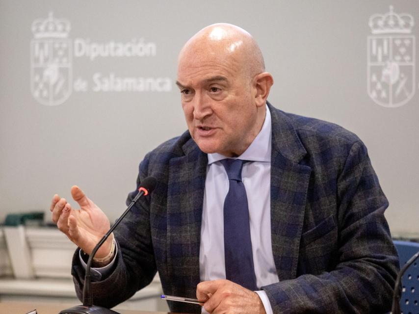 El consejero de la Presidencia, Jesús Julio Carnero, este martes en Salamanca tras la firma del Fondo de Cohesión Territorial para la provincia.