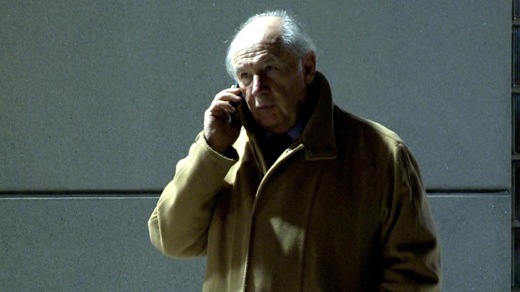 Rodrigo Rato, hermano de María de los Ángeles, también acudió al tanatorio.