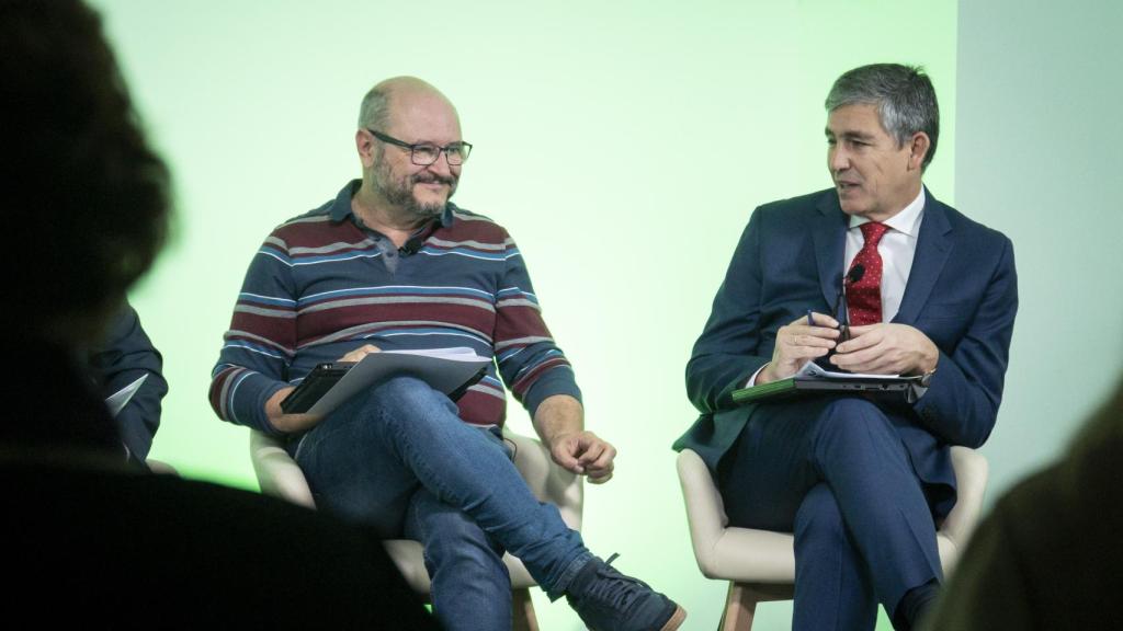 Manuel Jimber (SAS) y Javier Candau (CCN) en el evento 'Ciberseguridad en el sector sanitario' organizado por EL ESPAÑOL-Invertia junto a SHAM - grupo Relyens.