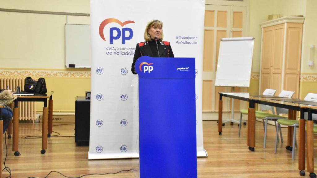 Pilar del Olmo en rueda de prensa