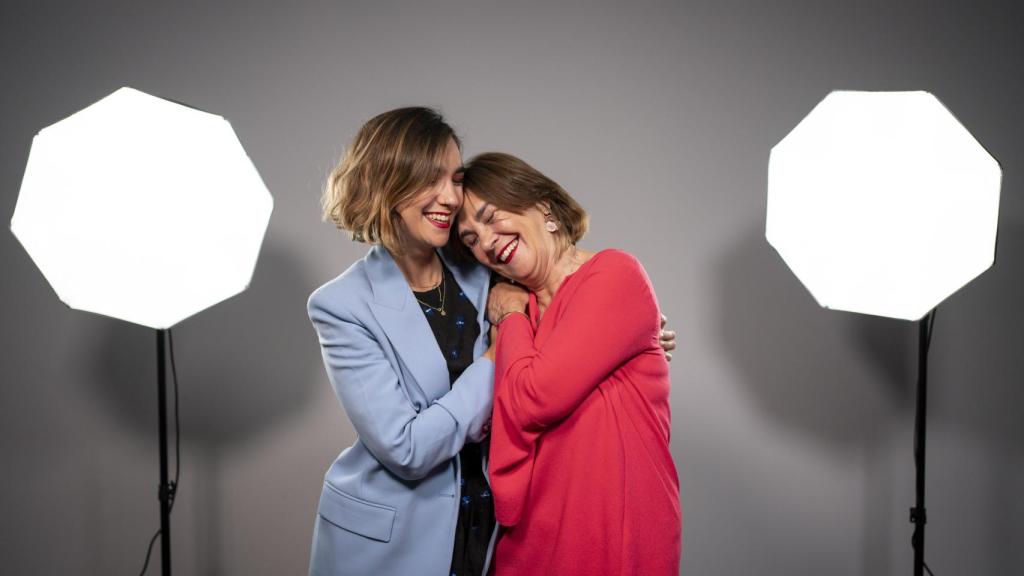 La experta en nutrición, Cristina Barrous, junto a la periodista Charo Izquierdo.