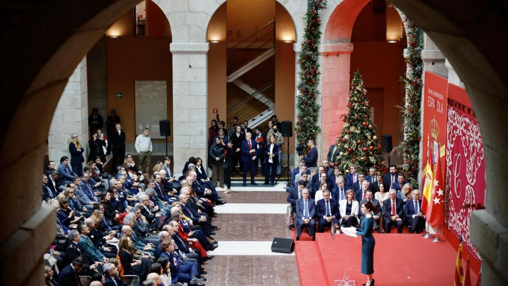 Imagen de la Real Casa de Correos durante el acto del Día de la Constitución celebrado este viernes.