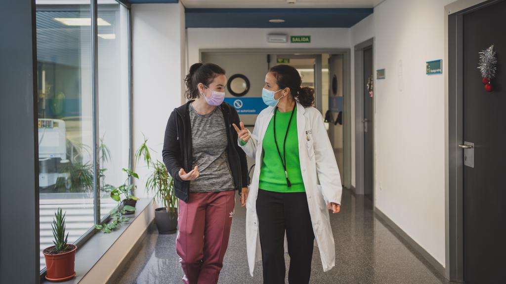 María Romero y Ana Ruíz en el Hospital Puerta del Hierro Majadahonda