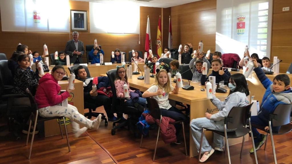 Visita de los estudiantes al Consistorio