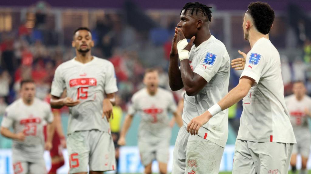 Embolo celebra su gol ante Serbia en el Mundial de Qatar