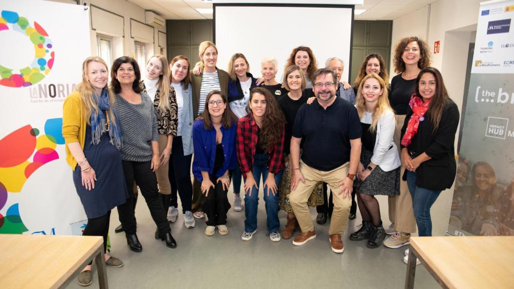 El grupo de emprendedoras en este programa.