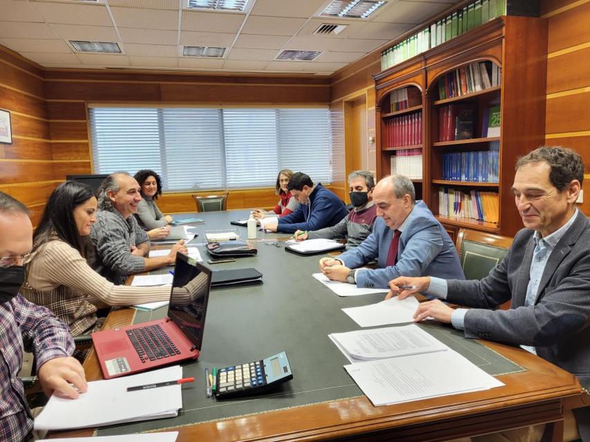 Reunión mantenida entre la Consejería de Agricultura y las organizaciones profesionales agrarias, esta semana.