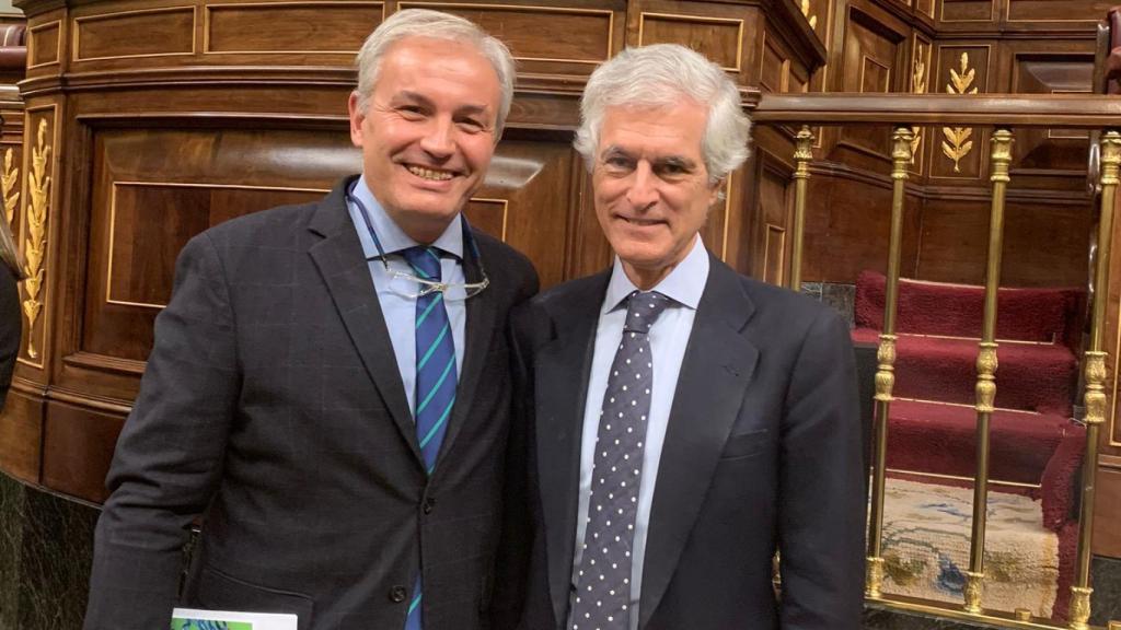 Juan Antonio Callejas y Adolfo Suárez Illana en el Congreso de los Diputados.