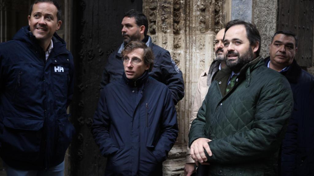 Otra imagen del paseo toledano de Velázquez, Martínez-Almeida y Núñez.