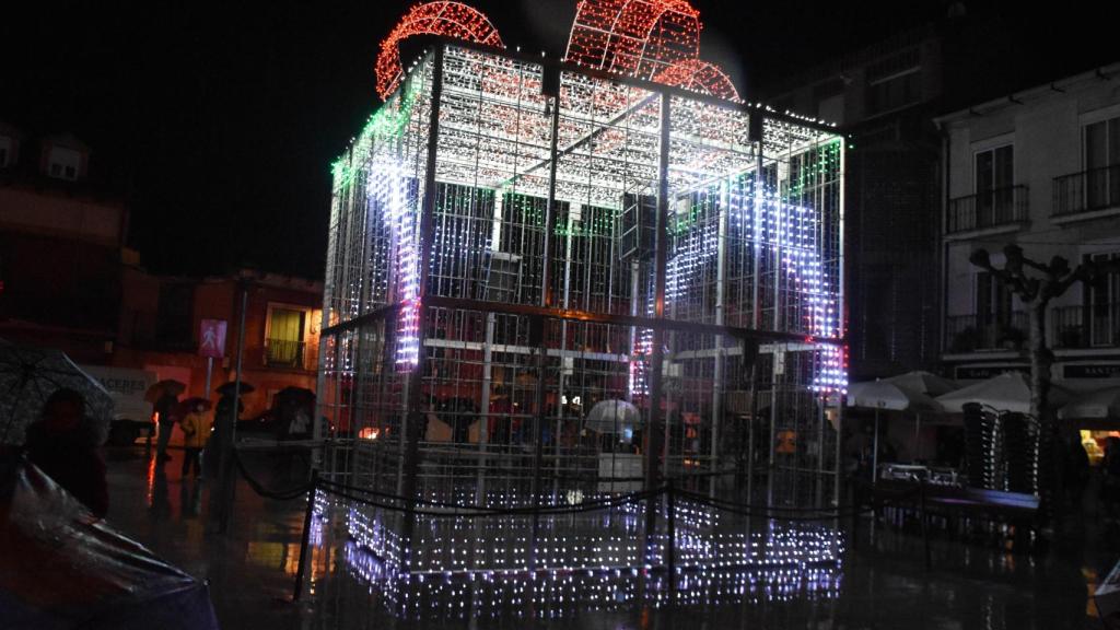 La caja de la Navidad brilla y luce en Tudela de Duero