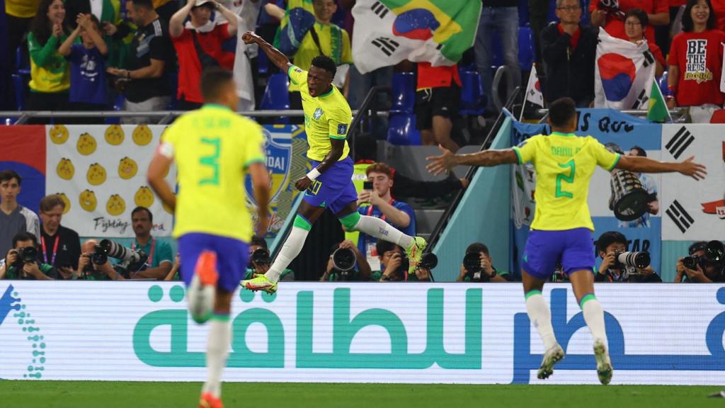 Vinicius celebra su gol.