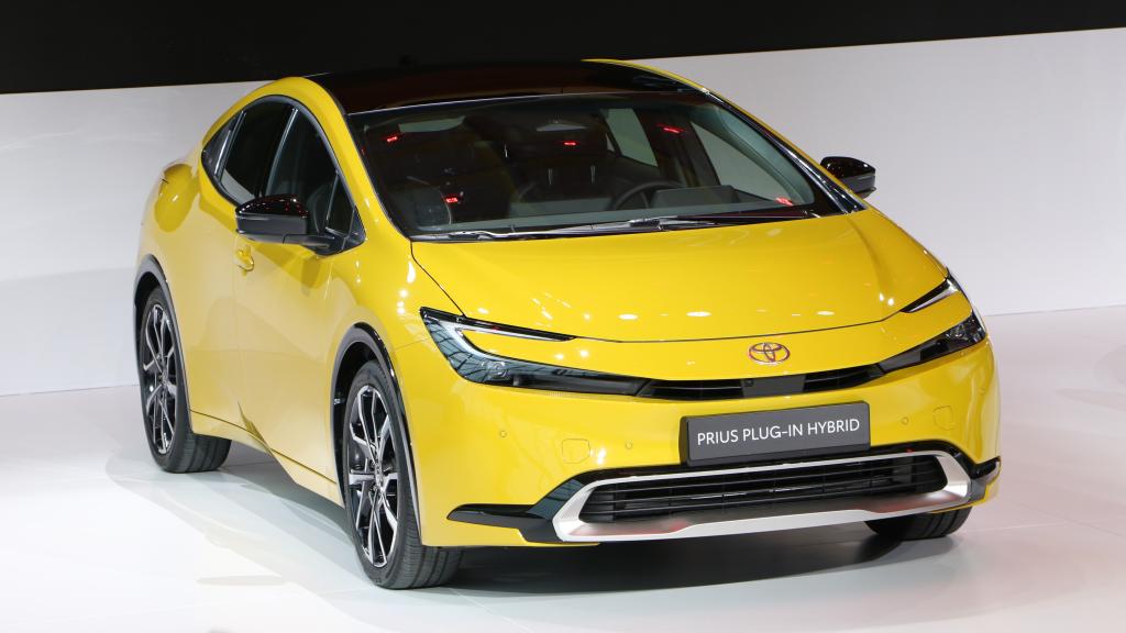 Toyota Prius PHEV.