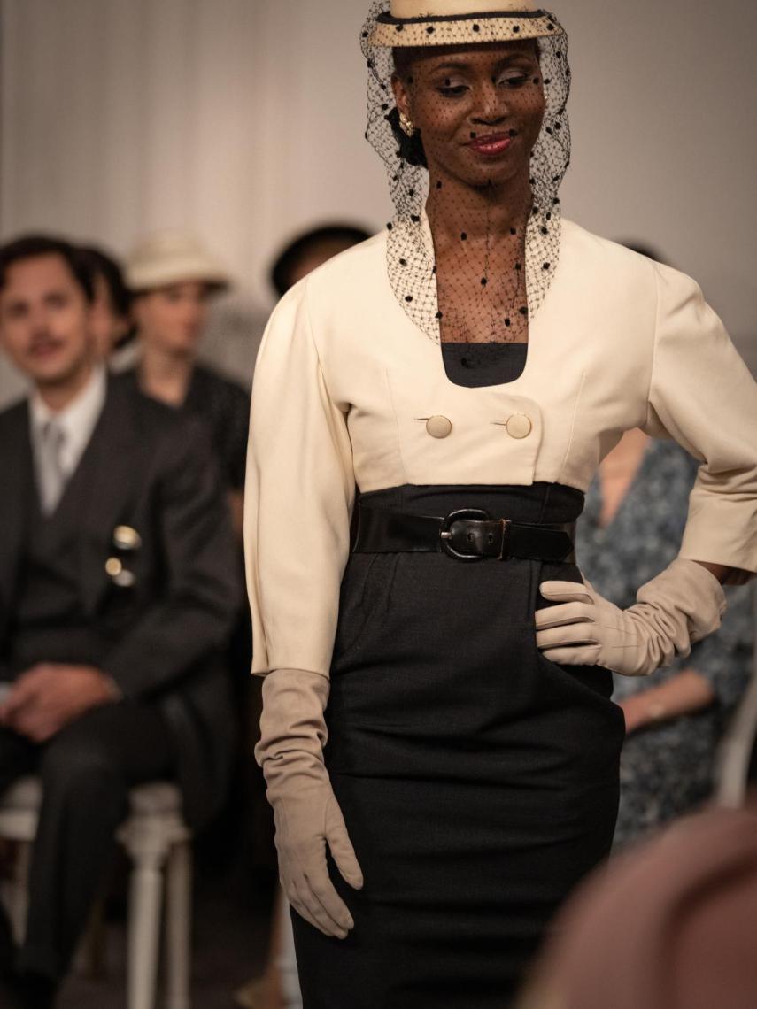 Fotograma de 'El viaje a París de la señora Harris'