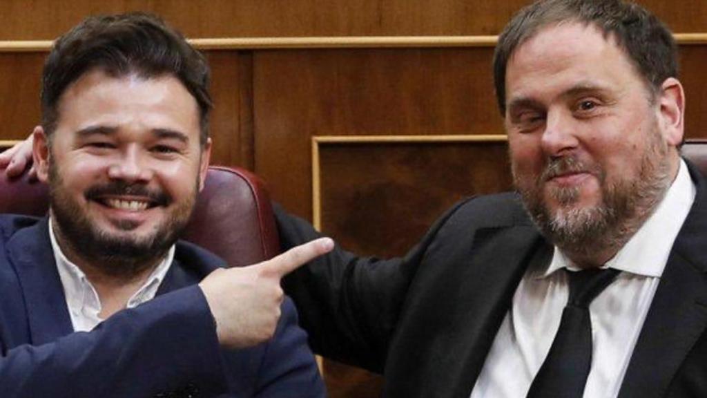 Gabriel Rufián, portavoz, y Oriol Junqueras, presidente de ERC, en el Congreso.
