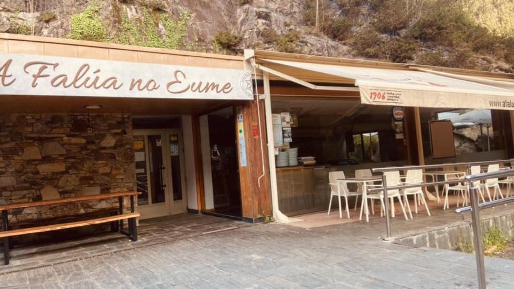Exterior del establecimiento situado en As Fragas do Eume
