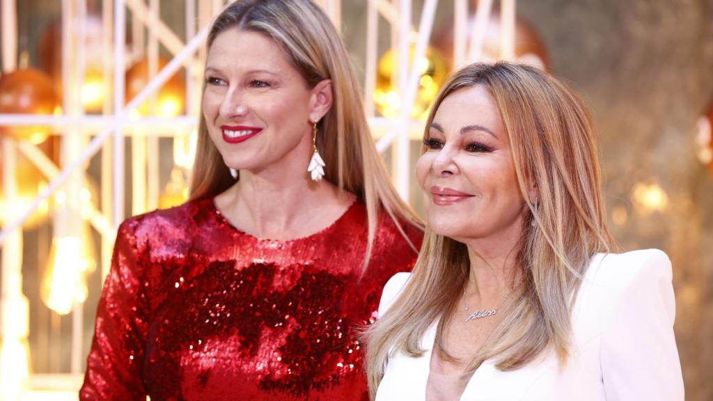 Anne Igartiburu y Ana Obregón, en la presentación de las Campanadas de TVE 2020-2021.