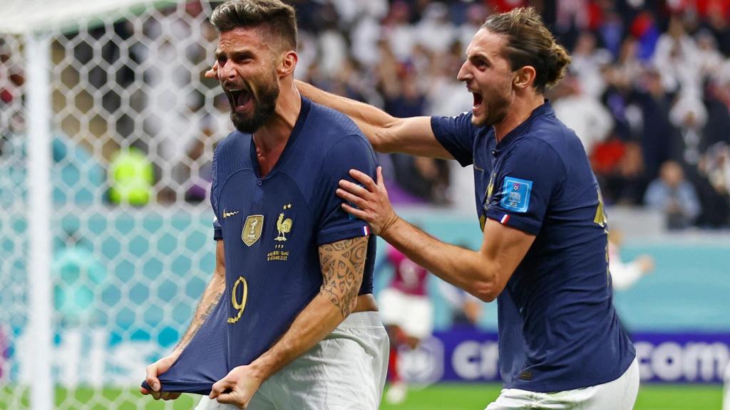 Giroud celebra su gol, el que le da el pase a las semifinales a Francia.