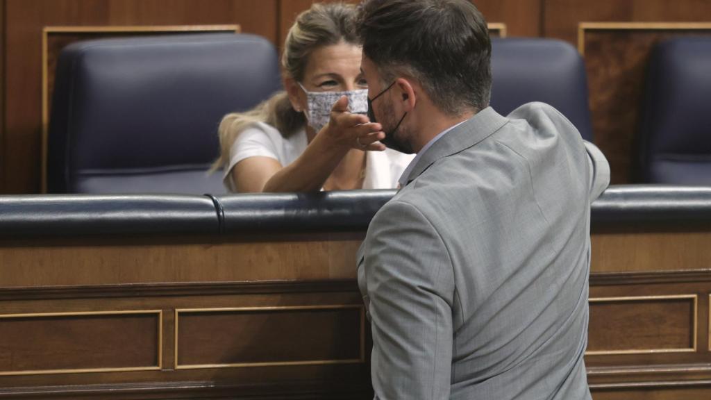 La ministra de Trabajo, Yolanda Díaz, y el portavoz de ERC, Gabriel Rufián.