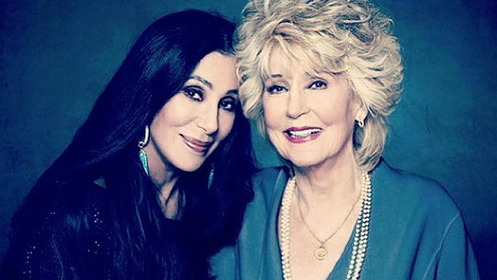 Cher y su madre, Georgia Holt, en una imagen de redes sociales.