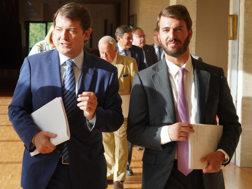 El presidente de la Junta, Alfonso Fernández Mañueco, y el vicepresidente, Juan García-Gallardo, en una imagen de archivo.