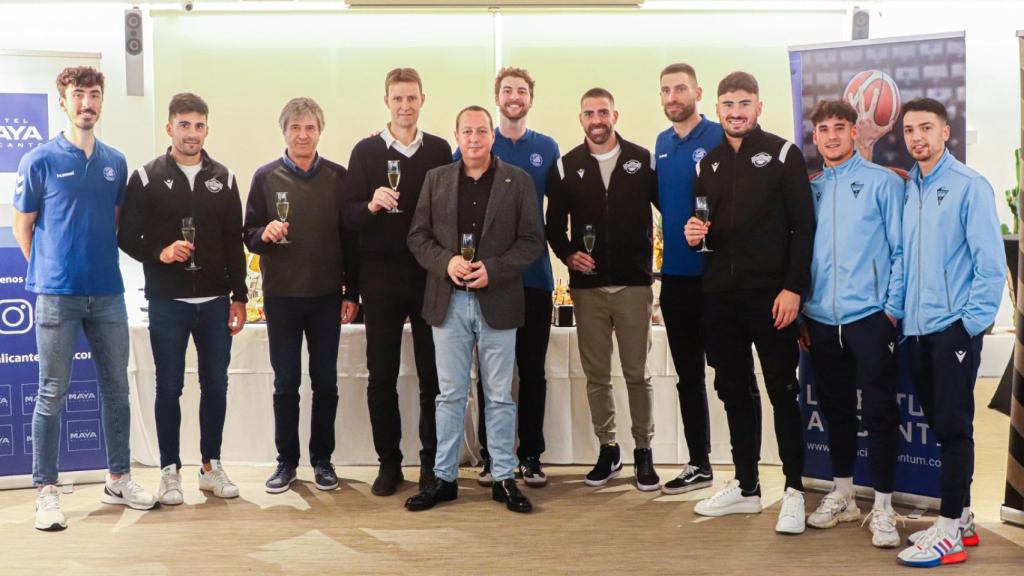 Brindis de Navidad del Grupo Intercity.