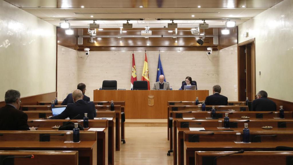 Comisión de Economía y Presupuestos. Foto: Cortes CLM.
